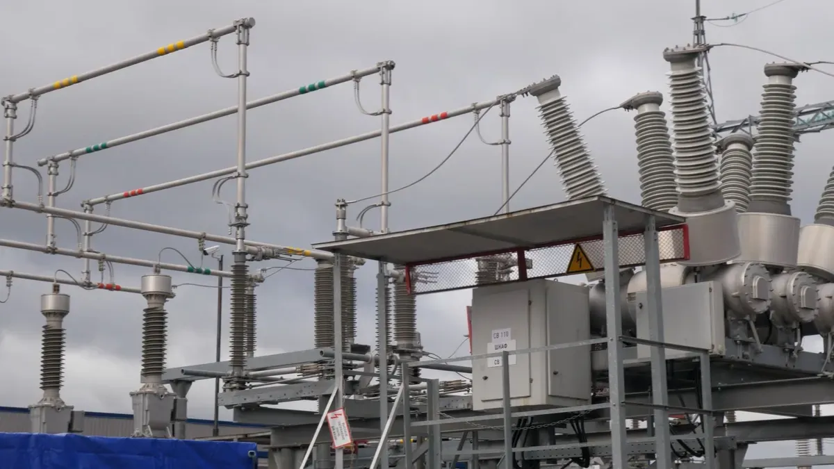 On-Load Tap Changer Transformer: Voltage Regulation Solutions